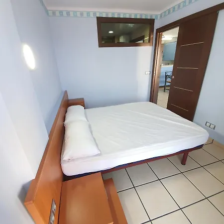Apartment Karina Beach-5 Empuriabrava